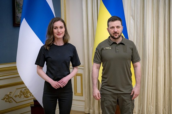 Sanna Marin et Volodymyr Zelensky, le 26 mai 2022. Le couple politique qui incarne cette nouvelle génération de leaders?