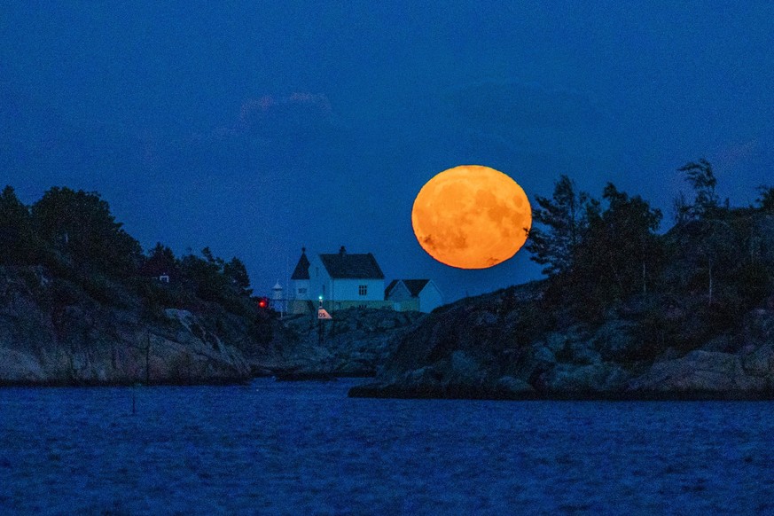 Lillesand Norwegen Norway Supermond Supermoon Mond Moon