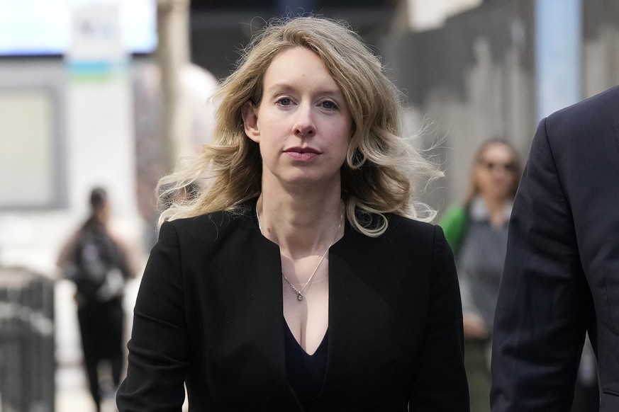 Former Theranos CEO Elizabeth Holmes leaves federal court in San Jose, Calif., Friday, March 17, 2023. (AP Photo/Jeff Chiu)
Elizabeth Holmes