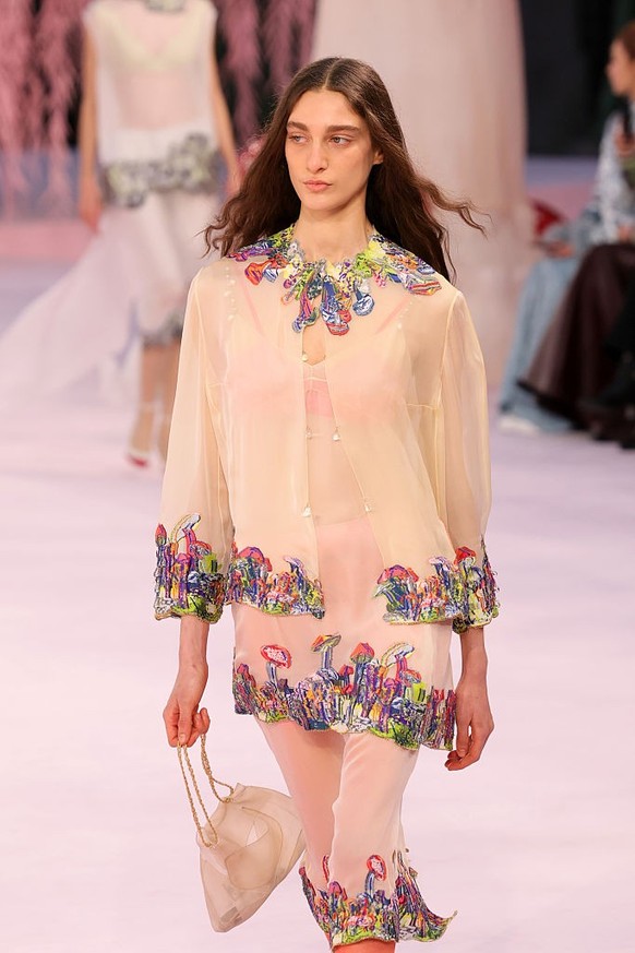 PARIS, FRANCE - JANUARY 27: (EDITORIAL USE ONLY - For Non-Editorial use please seek approval from Fashion House) Models walk the runway during the Chanel Haute Couture Week Spring/Summer 2026 show as  ...