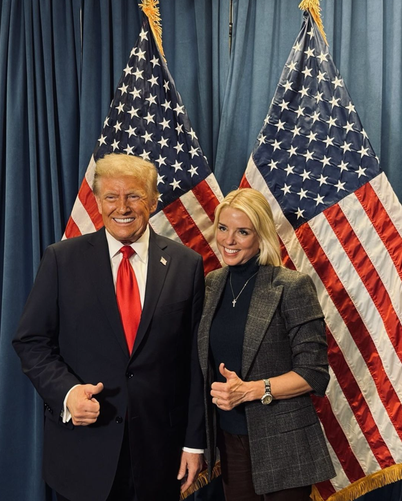 On ne compte plus les notes juridiques de Pam Bondi en faveur de Donald Trump.