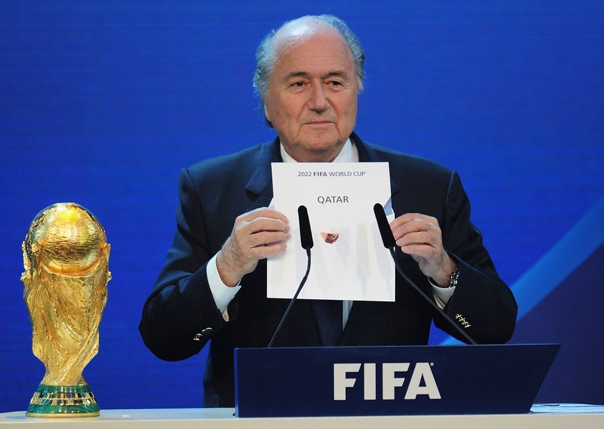 C'est avec un air renfrogné que Sepp Blatter a annoncé, en décembre 2010, le pays hôte de la Coupe du monde 2022.