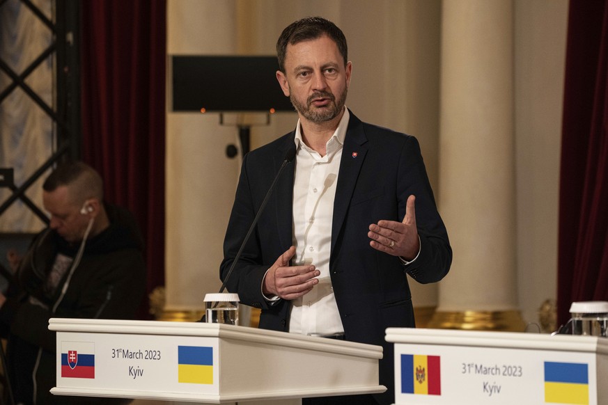 Slovakian Prime Minister Eduard Heger speaks to media at a joint press conference with Moldova&#039;s President Maia Sandu, Ukraine&#039;s President Volodymyr Zelenskyy, Slovenia&#039;s Prime Minister ...