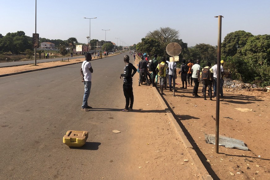 epa09721449 Several shots were heard near the Guinea-Bissau government palace at 15:00 on 01 February, and the military has set up a security perimeter around the area and is not allowing civilians to ...