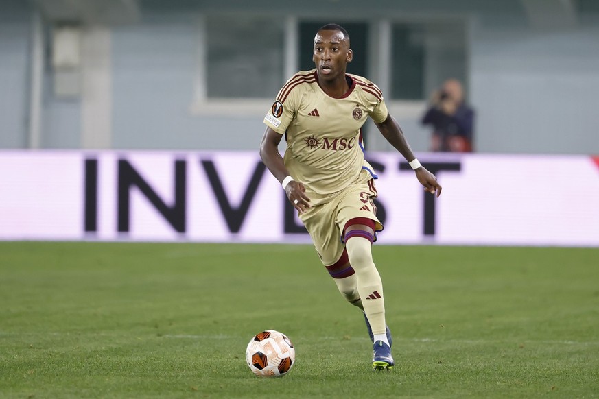 Servette&#039;s midfielder Gael Ondoua controls the ball, during the UEFA Europa League group G soccer match between Moldova&#039;s FC Sheriff Tiraspol and Switzerland&#039;s Servette FC, at the Sheri ...