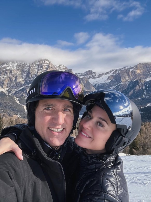 Katy et Justin partagent en tout cas un intérêt pour les sports hivernaux.
