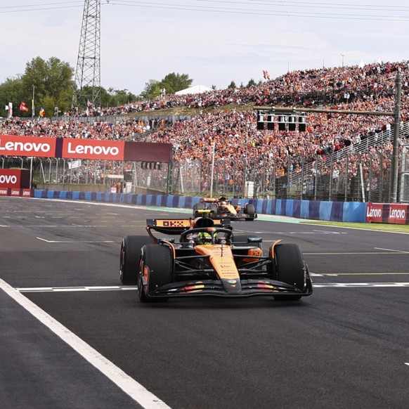 Lando Norris (1er) et Oscar Piastri (2e) ont offert un nouveau doublé à McLaren