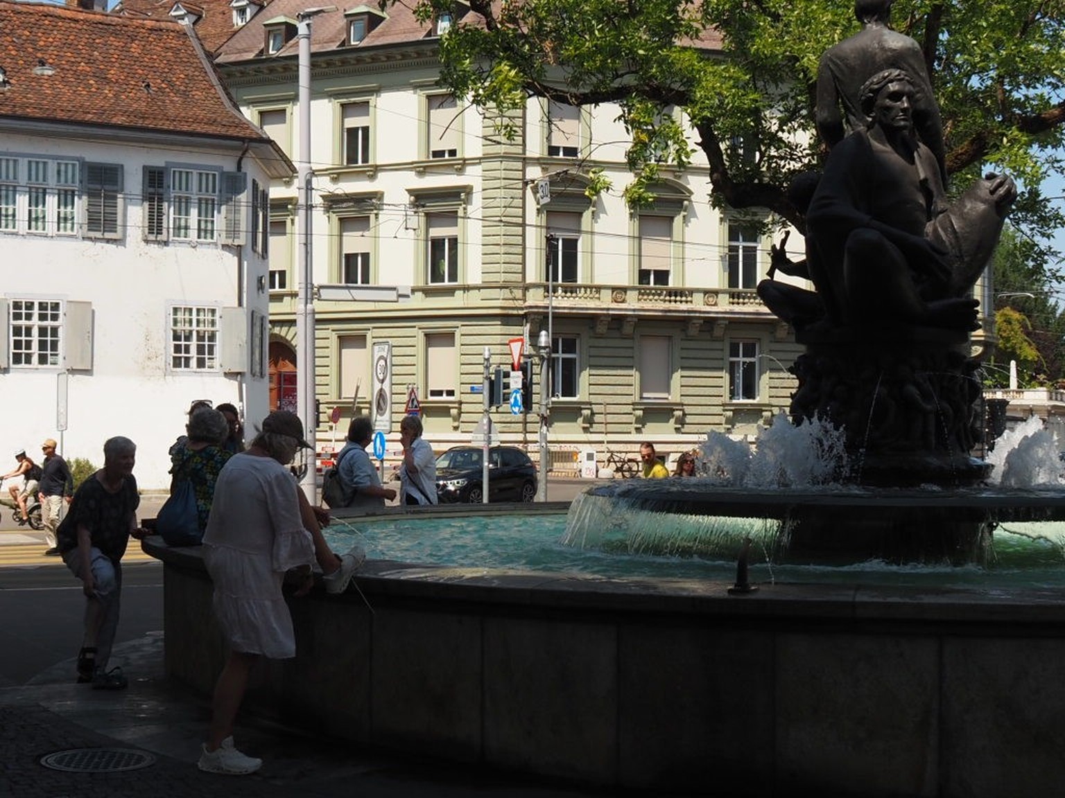 Hitzetag in Basel, Reportage