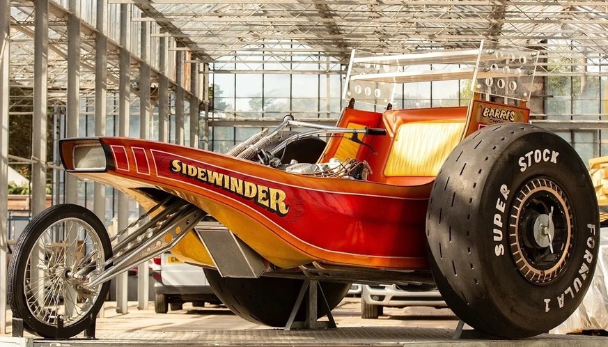 George Barris&amp;#039; &amp;quot;Sidewinder&amp;quot; 
https://autos.yahoo.com/classic-and-collector/articles/george-barris-wild-1975-sidewinder-200012944.html