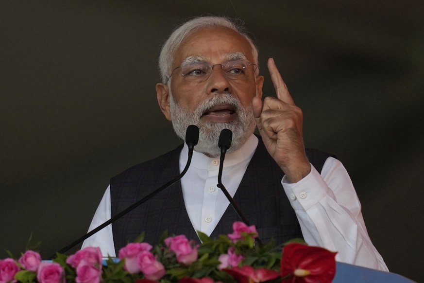Le premier ministre indien Narendra Modi en plein discours à Mumbai, en Inde.