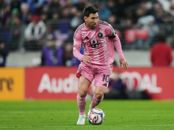 900 buts pour Lionel Messi