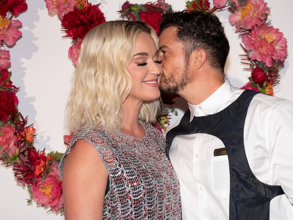 Louis Vuitton Dinner - Paris Katy Perry and Orlando Bloom attend the Louis Vuitton Parfum Dinner at Fondation Louis Vuitton on July 05, 2021 in Paris, France. Photo by Laurent Zabulon/ABACAPRESS.COM P ...