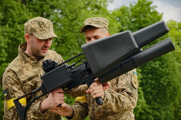 Des soldats ukrainiens à l'entraînement, en mai 2022.