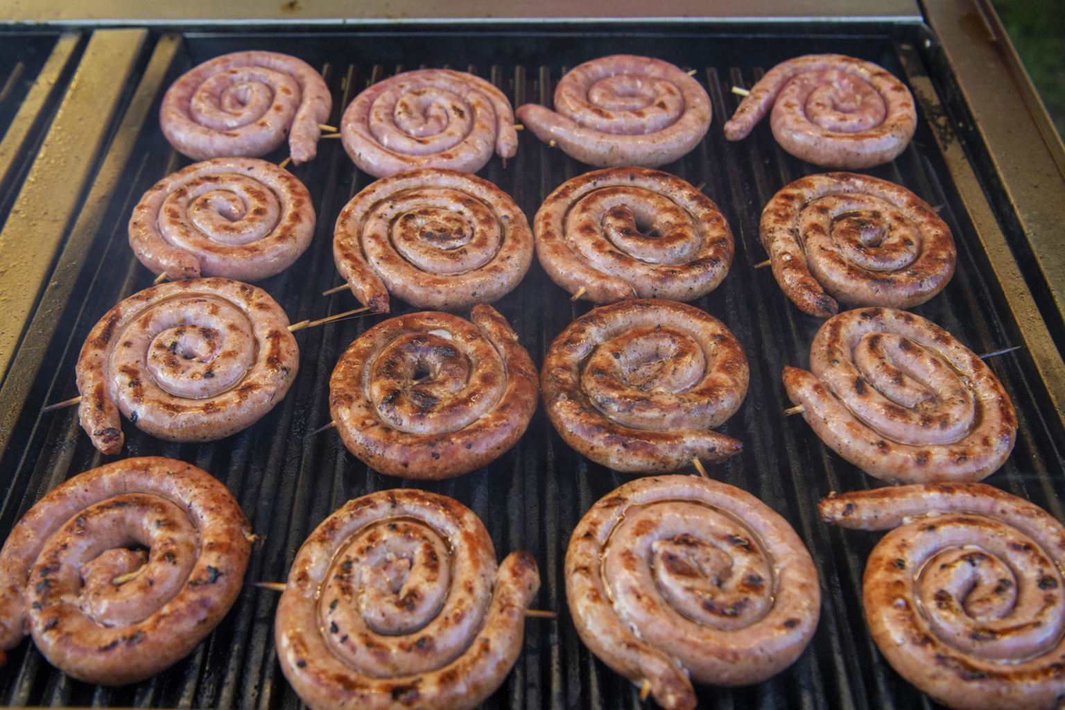 Les Suisses mangent trop de viande