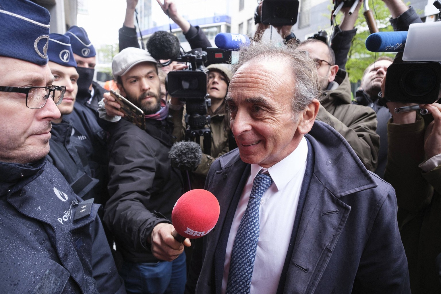 Eric Zemmour interdit d&#039;entrer à une conférence de l&#039;extrême-droite à Bruxelles