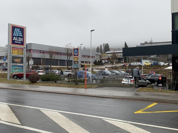 Le supermarché Aldi.