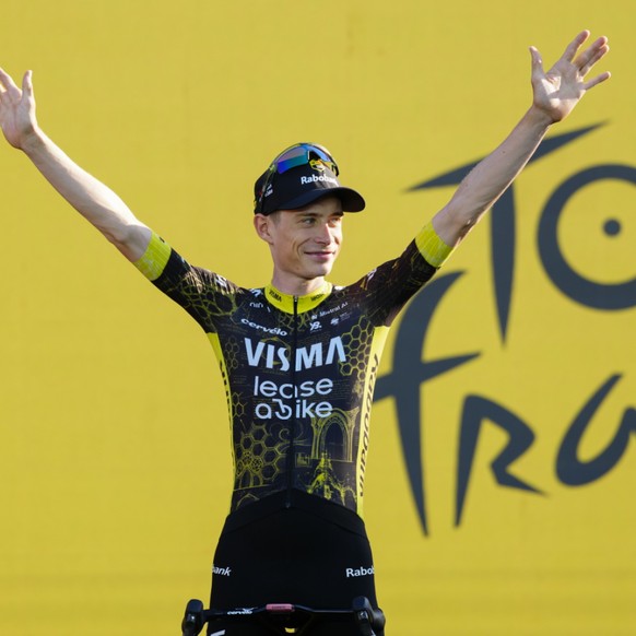 Jonas Vingegaard premier maillot jaune