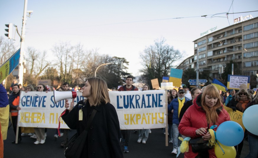 Hanna Perekhoda lors d'une manifestation en faveur de l'Ukraine.