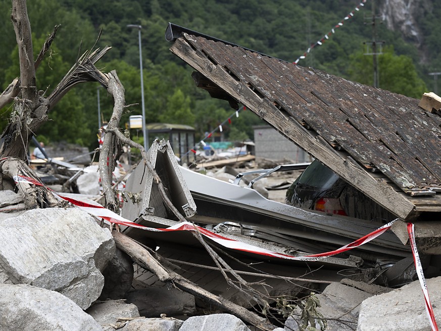 Les recherches se poursuivaient samedi dans la vall