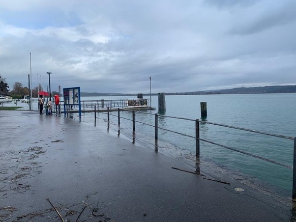 A La Neuveville, le lac déborde ce 14 décembre 2024.