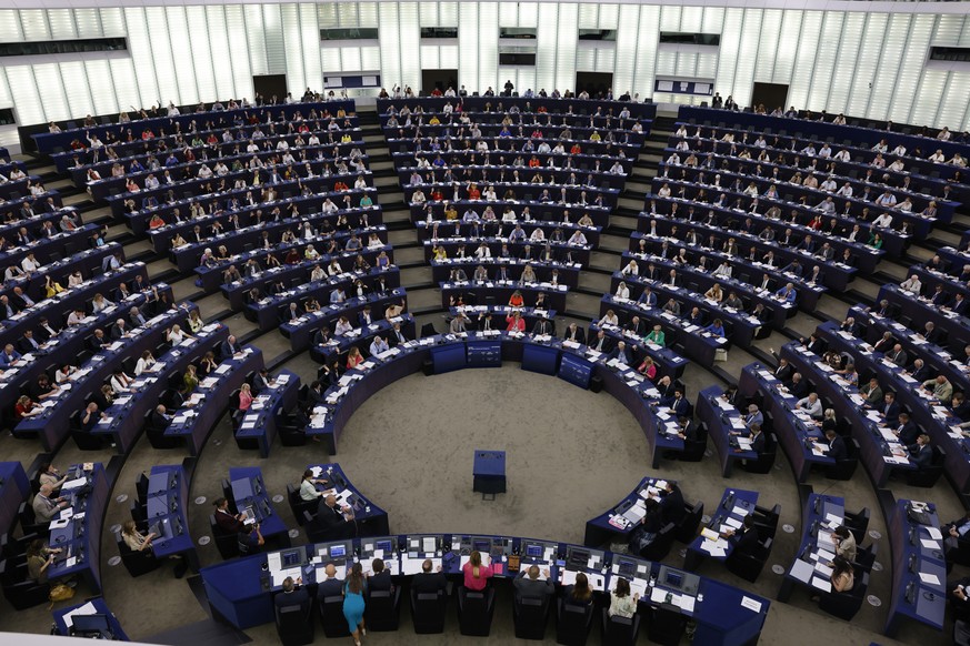 European lawmakers gather to vote at the European Parliament, Wednesday, July 6, 2022 in Strasbourg, eastern France. European Union lawmakers voted to include natural gas and nuclear in the bloc' ...