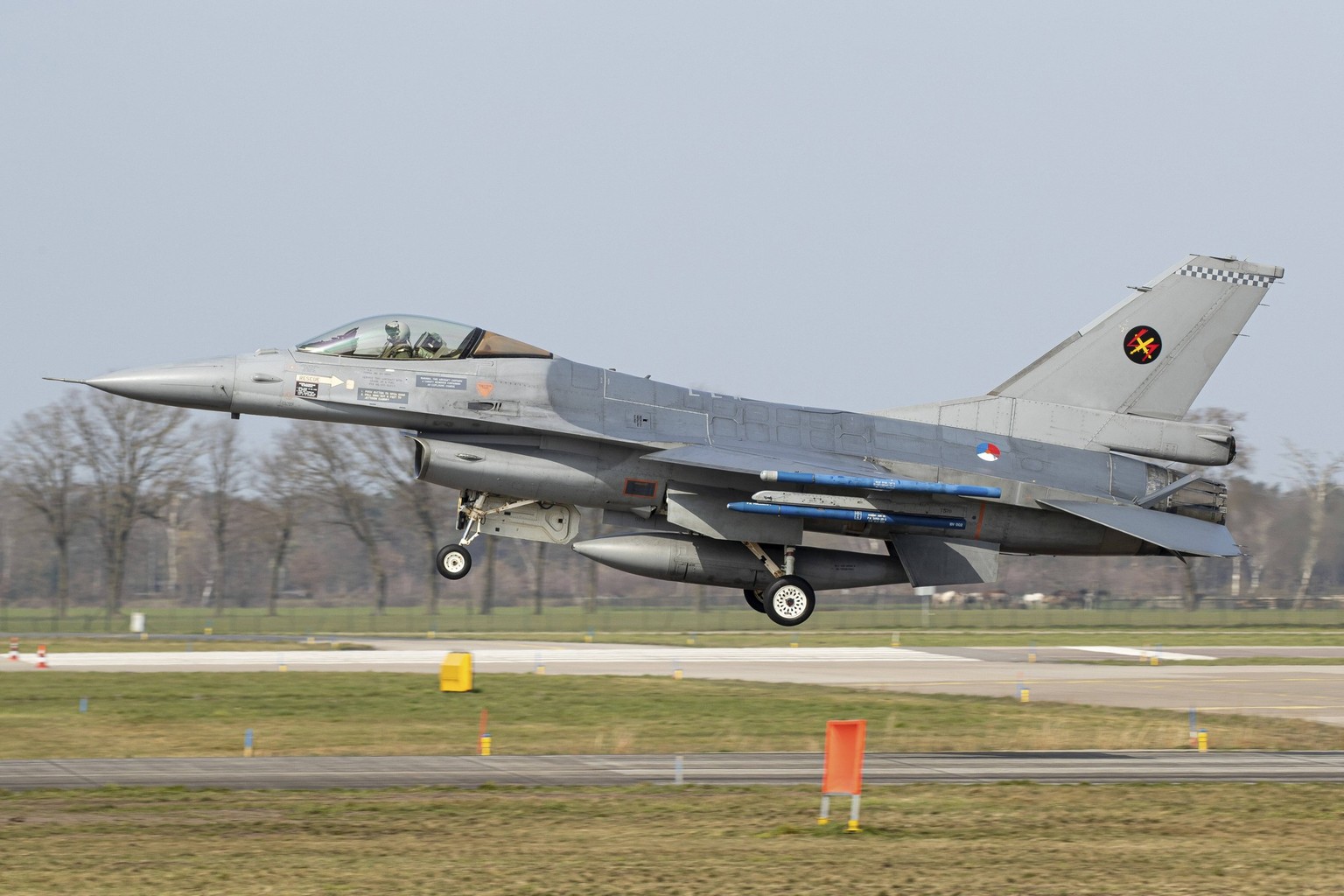 A Royal Netherlands Air Force F-16 Fighting Falcon fighter jet landing at its homebase in Volkel, Netherlands. model released Copyright: DirkxJanxdexRidder/StocktrekxImages DJR100039M