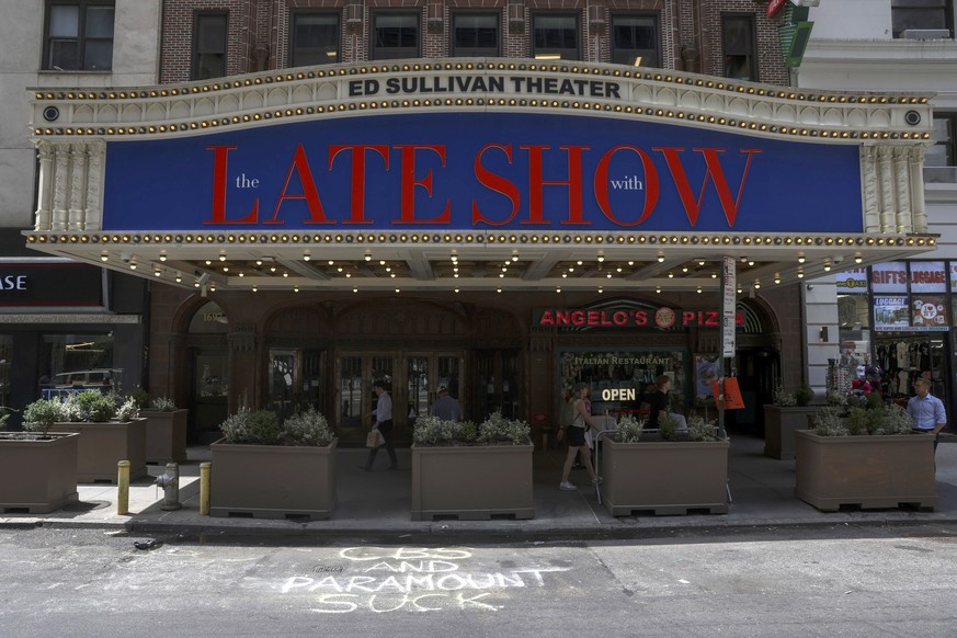 epa12245885 The Ed Sullivan Theater where The Late Show with host Stephen Colbert is made in New York, New York, USA, 18 July 2025. Colbert announced the show's cancelation on 17 July 2025, and t ...