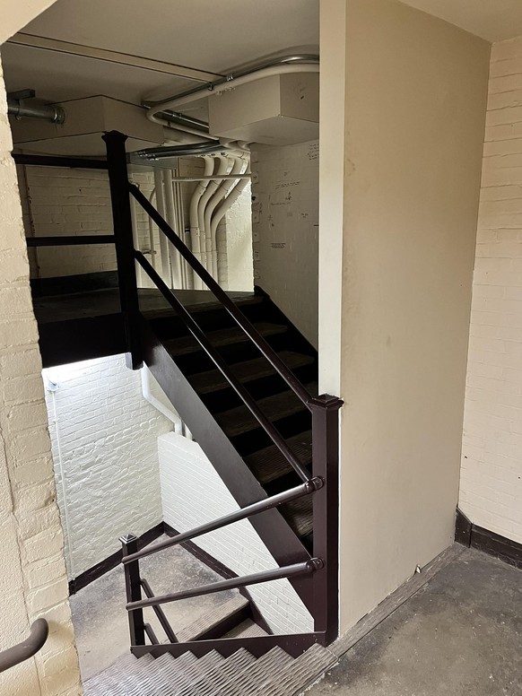 Death Stairs
https://www.facebook.com/groups/1040870849707443