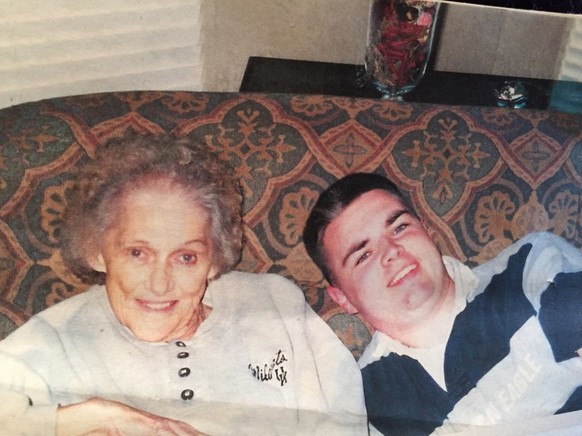JD Vance et Mamaw, décédée en 2005.