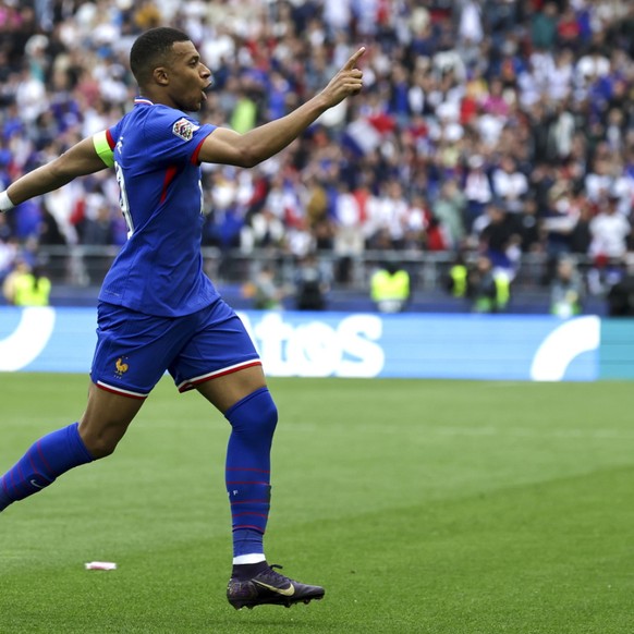 Un but et un assist pour Mbappé
