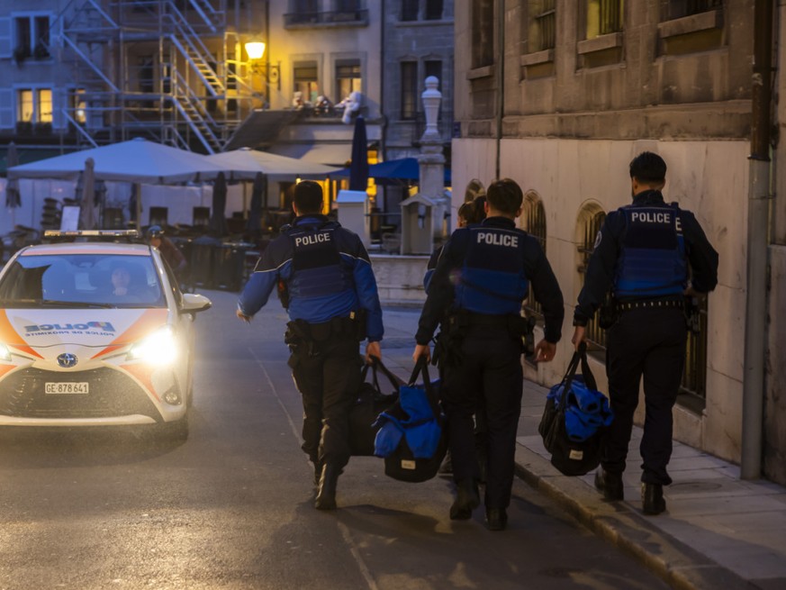 L'audience sur la rixe entre Bandidos et Hells Angels s'est ouverte avec un dispositif de sécurité renforcé au Palais de justice à Genève.