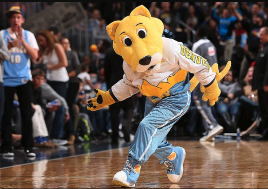 Rocky, la mascotte des Nuggets de Denver, gagne extrêmement bien sa vie.