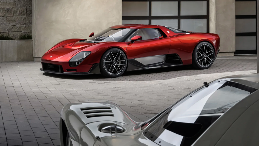 Un rêve tardif devenu réalité : la McL 6GT réinterprète la vision de Bruce McLaren pour une voiture de route en 1969 et ouvre la voie à une production exclusive en série limitée en 2028.