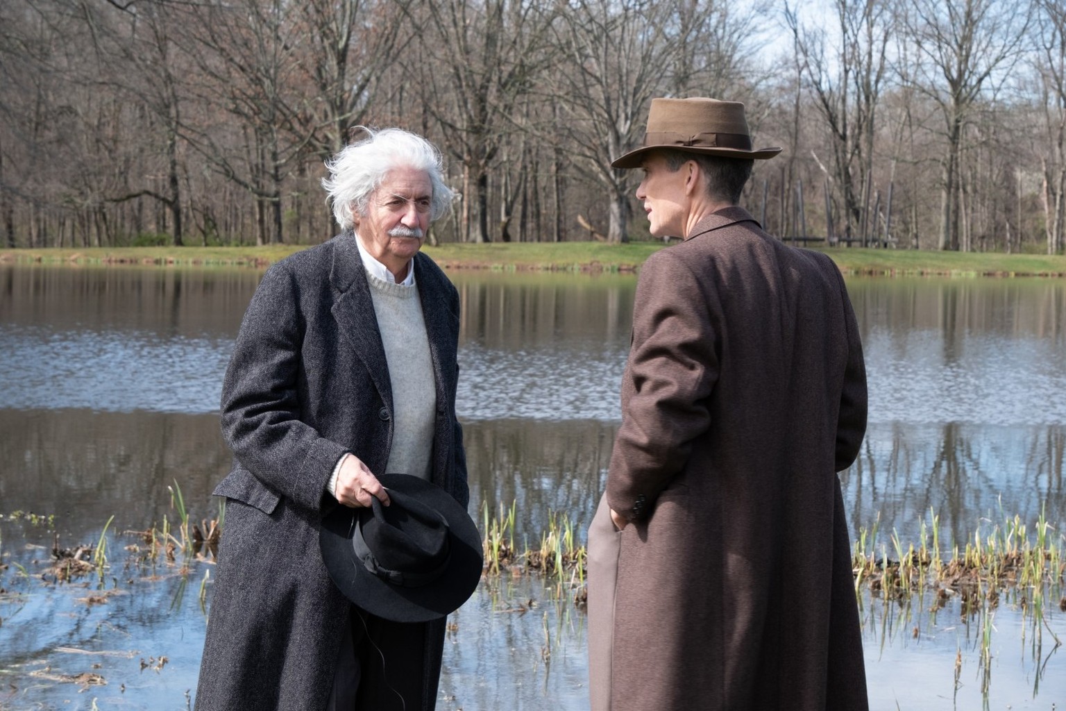 Non, Albert Einstein (Tom Conti) n'est pas joué par Christian Clavier.