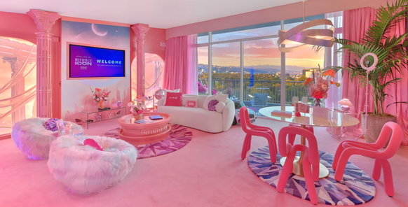 The Infinite Icon suite imaginée par Paris Hilton.