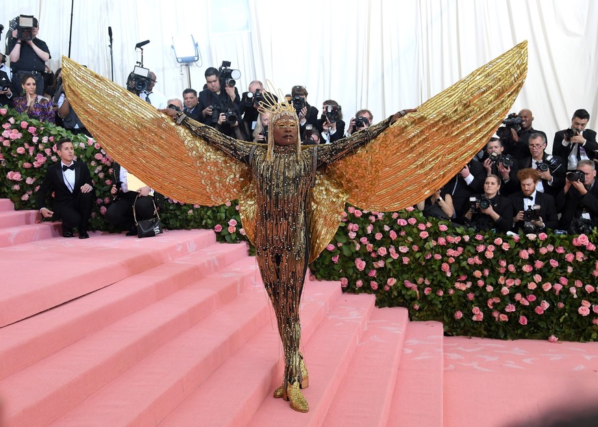 NEW YORK, NEW YORK - MAY 06: Billy Porter arrives for the 2019 Met Gala celebrating Camp: Notes on Fashion at The Metropolitan Museum of Art on May 06, 2019 in New York City. (Photo by Karwai Tang/Get ...