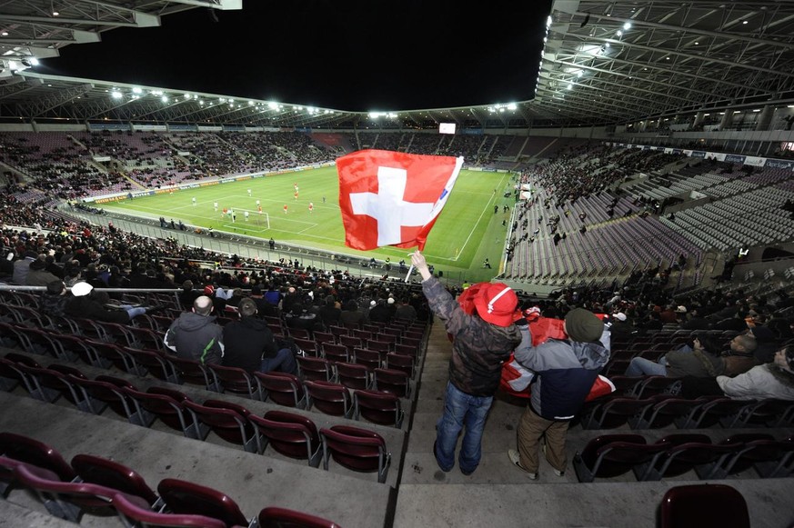 Overview of the stadium during an international friendly test game between Switzerland and Bulgaria at the Stade de Geneve stadium in Geneva, Switzerland, Wednesday, February 11, 2009. (KEYSTONE/Chris ...
