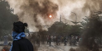 La répression sanglante s'intensifie en Birmanie 