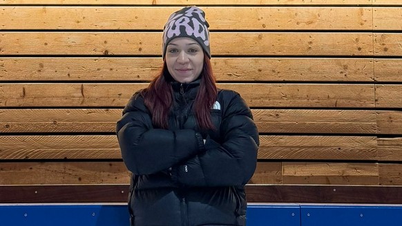 Fiona Pernas est coach de patinage à Thônex.