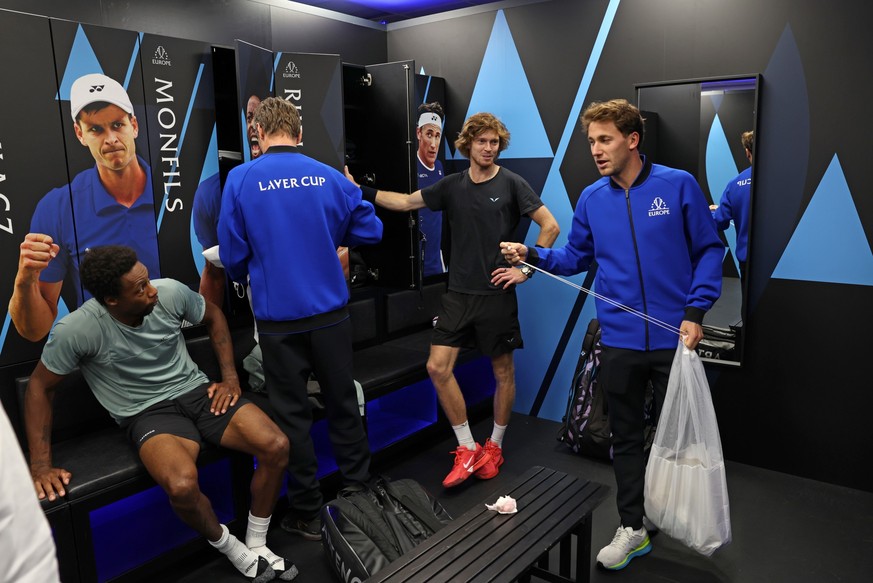 VANCOUVER, BRITISH COLUMBIA - SEPTEMBER 20: (L-R) Gael Monfils, Andrey Rublev, and Casper Ruud of Team Europe talk in the locker room following a practice session ahead of the Laver Cup at Rogers Aren ...