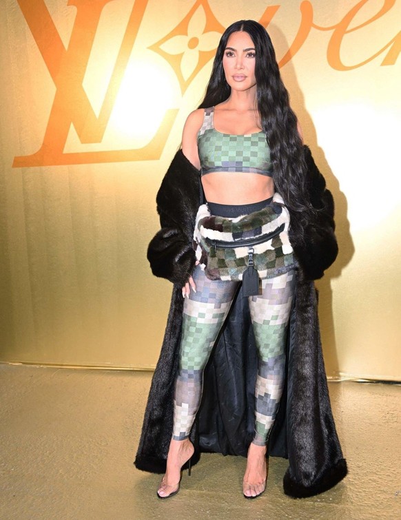 Défilé Louis Vuitton: la tenue de Kim Kardashian critiquée