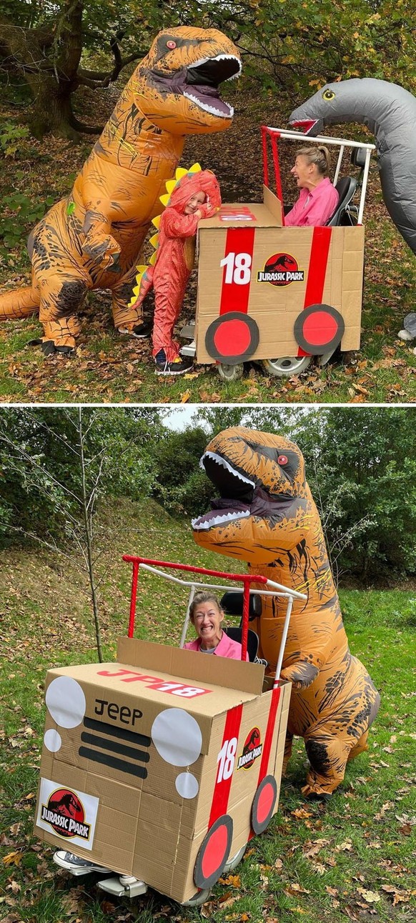 Cooles Jurassic-Park-Halloween-Kostüm für Frau im Rollstuhl.