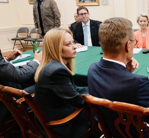 epa12308412 A handout photo made available by Chigi Palace Press Office shows (back) NATO Secretary general Mark Rutte (R), Finland&#039;s President Alexander Stubb (C), Italian Prime Minister Giorgia ...