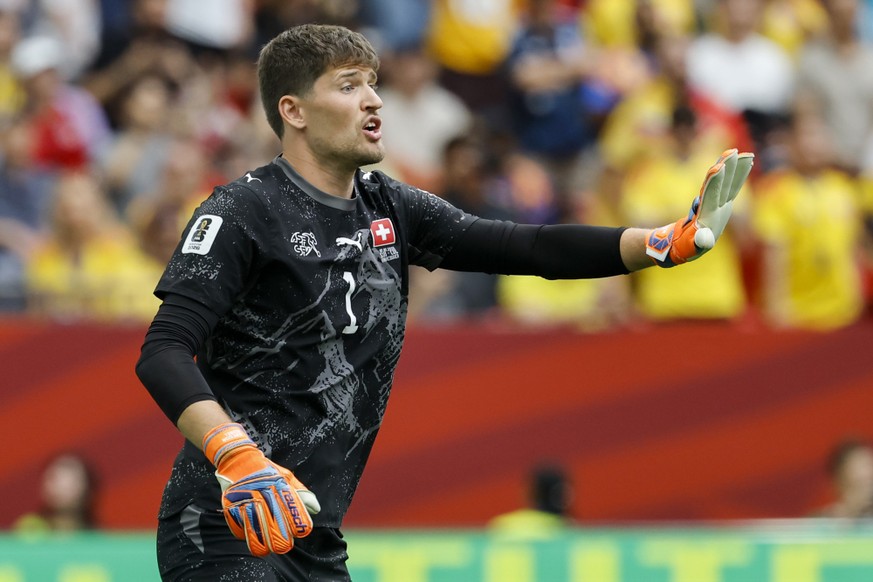 Switzerland's goalkeeper Gregor Kobel gestures during the World Cup round of 16 soccer match between Switzerland and Colombia at the BC Place stadium in Vancouver, Canada, Tuesday, July 7, 2026,  ...