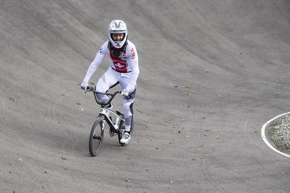 Der Schweizer BMX-Fahrer David Graf faehrt waehrend seinem Training fuer die Olypmischen Spiele in Tokyo auf dem BMX Supercross Track in Stuttgart, aufgenommen am Dienstag, 29. Juni 2021. (KEYSTONE/En ...