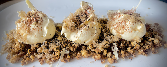 Das crunchy Tiramisu mit weissem Trüffel.