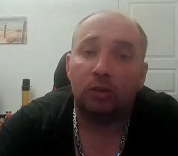 Yevhen Mezhevoi dans une interview vidéo avec CH-Media.