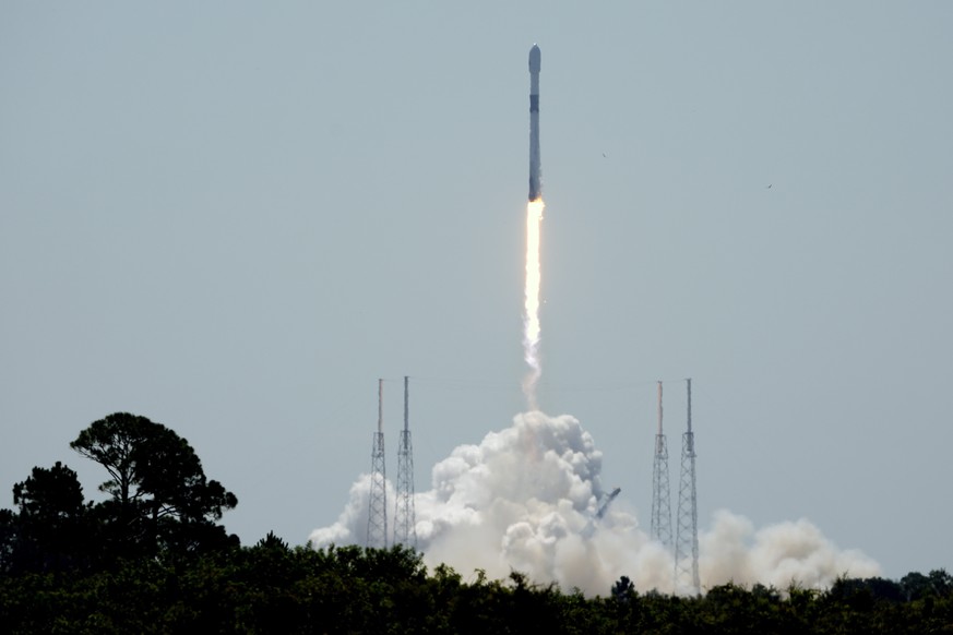A SpaceX Falcon 9 rocket, with the European Space Agency Euclid space telescope, lifts off from pad 40 at the Cape Canaveral Space Force Station in Cape Canaveral, Fla., Saturday, July 1, 2023. The Eu ...