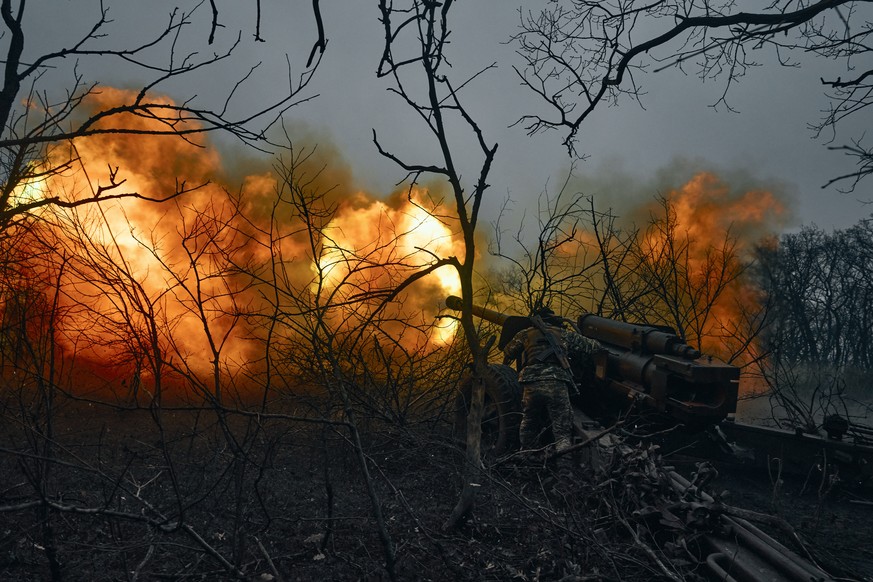 La nature des duels d'artillerie met les obusiers ukrainiens à dure épreuve.