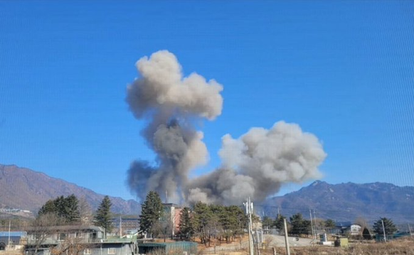 Un avion sud-coréen largue par erreur 8 bombes,